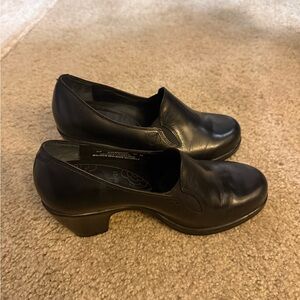 Dansko Beth Black Nappa Leather Shoes Sz 37